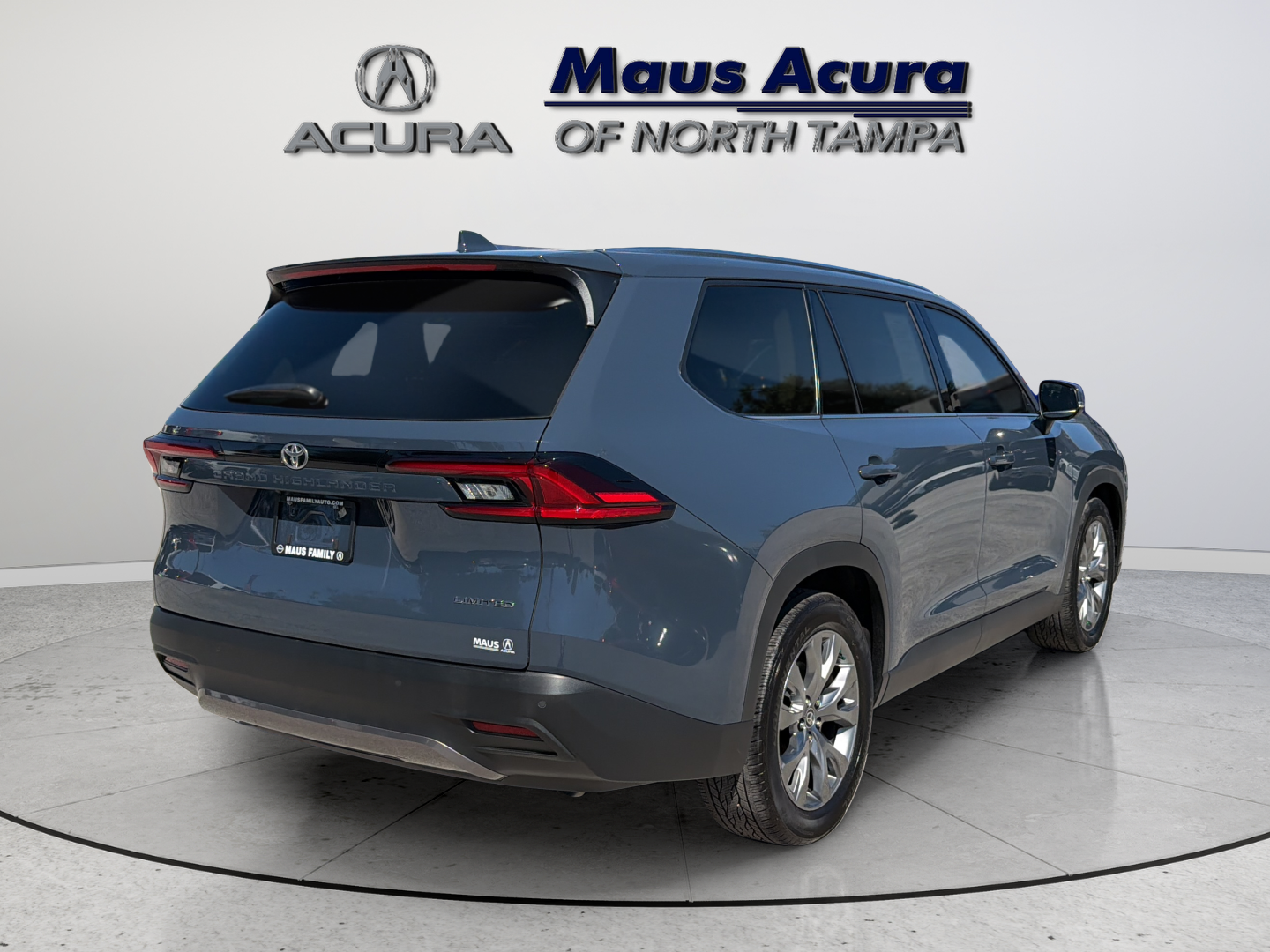 Used 2025 Cloud Toyota Limited image 10