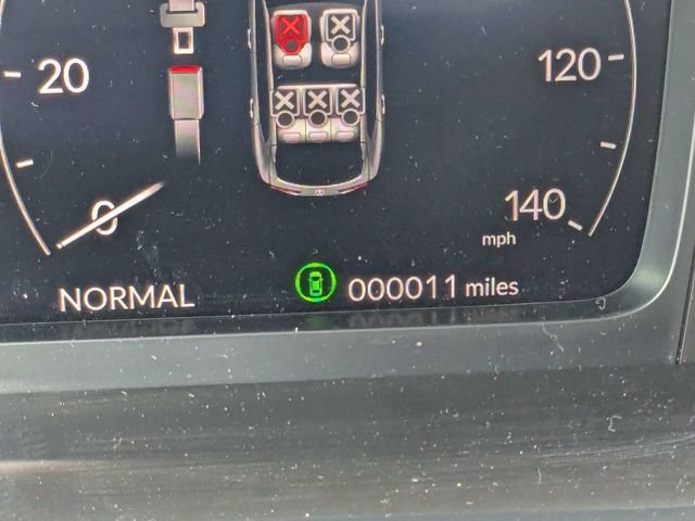 New 2026 Solar Silver Metallic Acura Base image 30