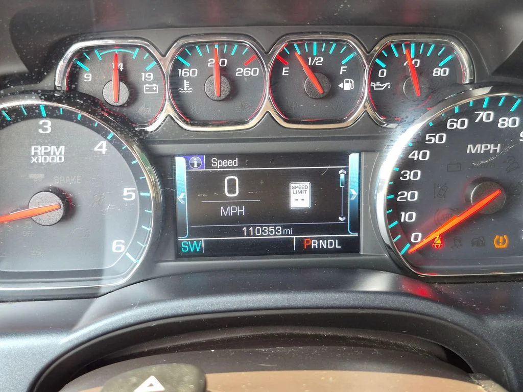 Used 2017 White GMC SLT image 15