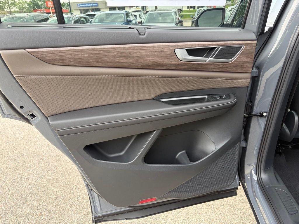 New 2026 Pure Gray Volkswagen 2.0T SEL image 22