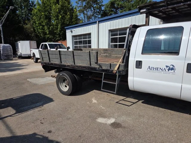 Used 2015 White Ford XL image 2