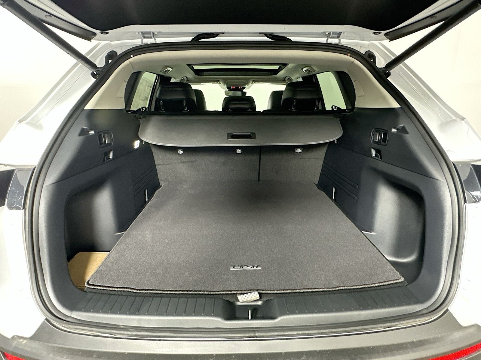 New 2026 Wind Chill Pearl Mazda 2.5 S Premium AWD image 28