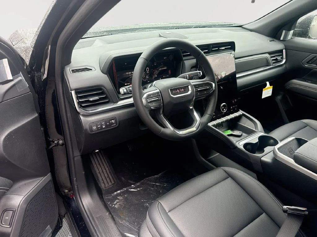 New 2027 Ebony Twilight Metallic GMC Elevation image 10