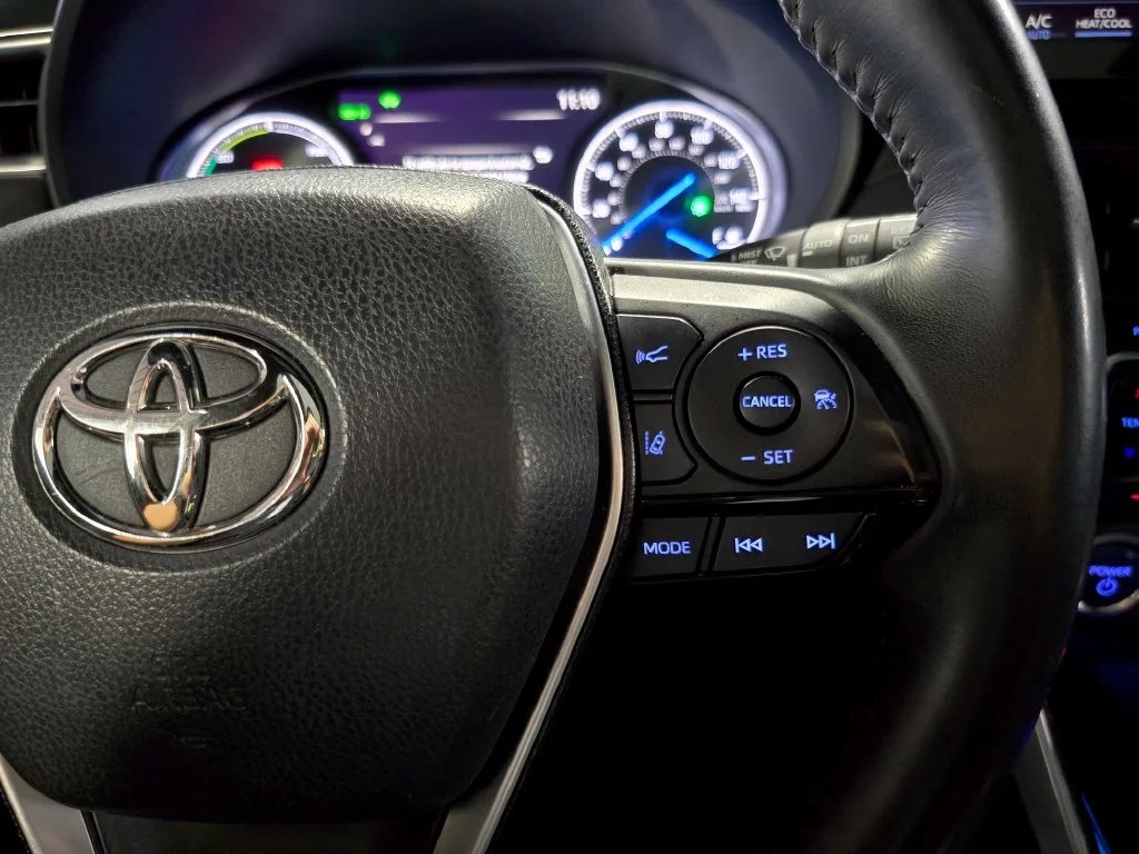Used 2022 White Toyota Limited image 16