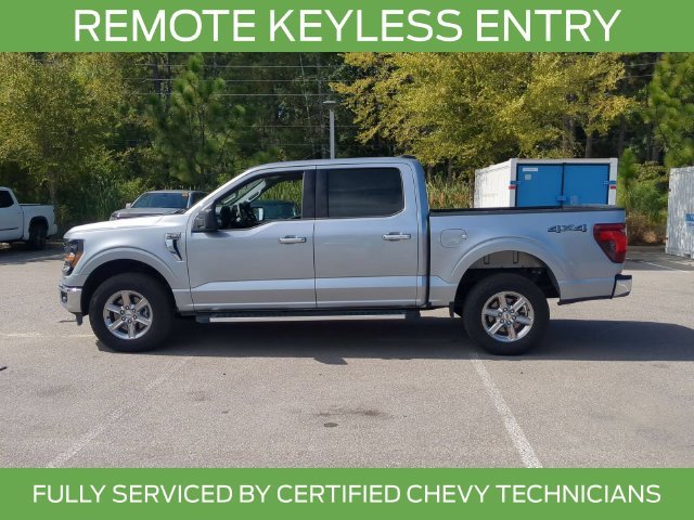 Used 2025 Silver Ford XLT image 9