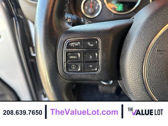 Used 2015 Silver Jeep Unlimited Sport image 20