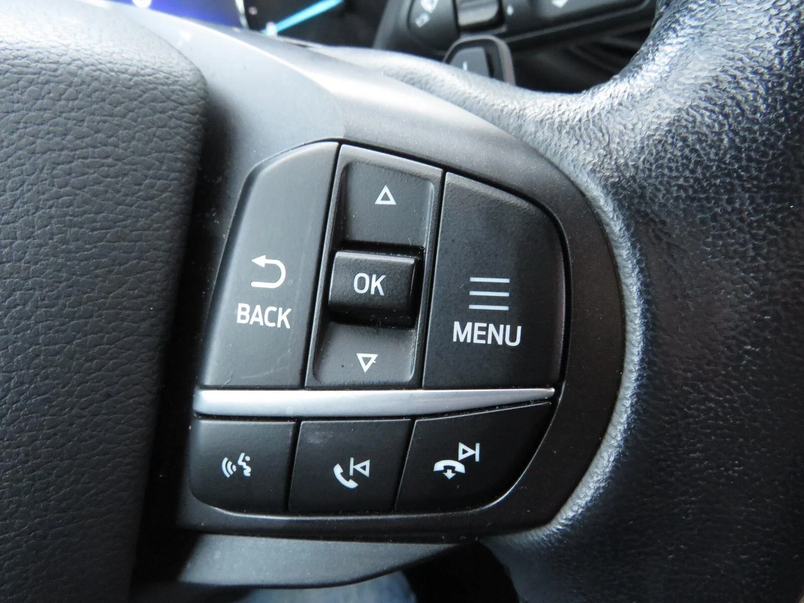 Used 2020 Oxford White Ford XLT image 37