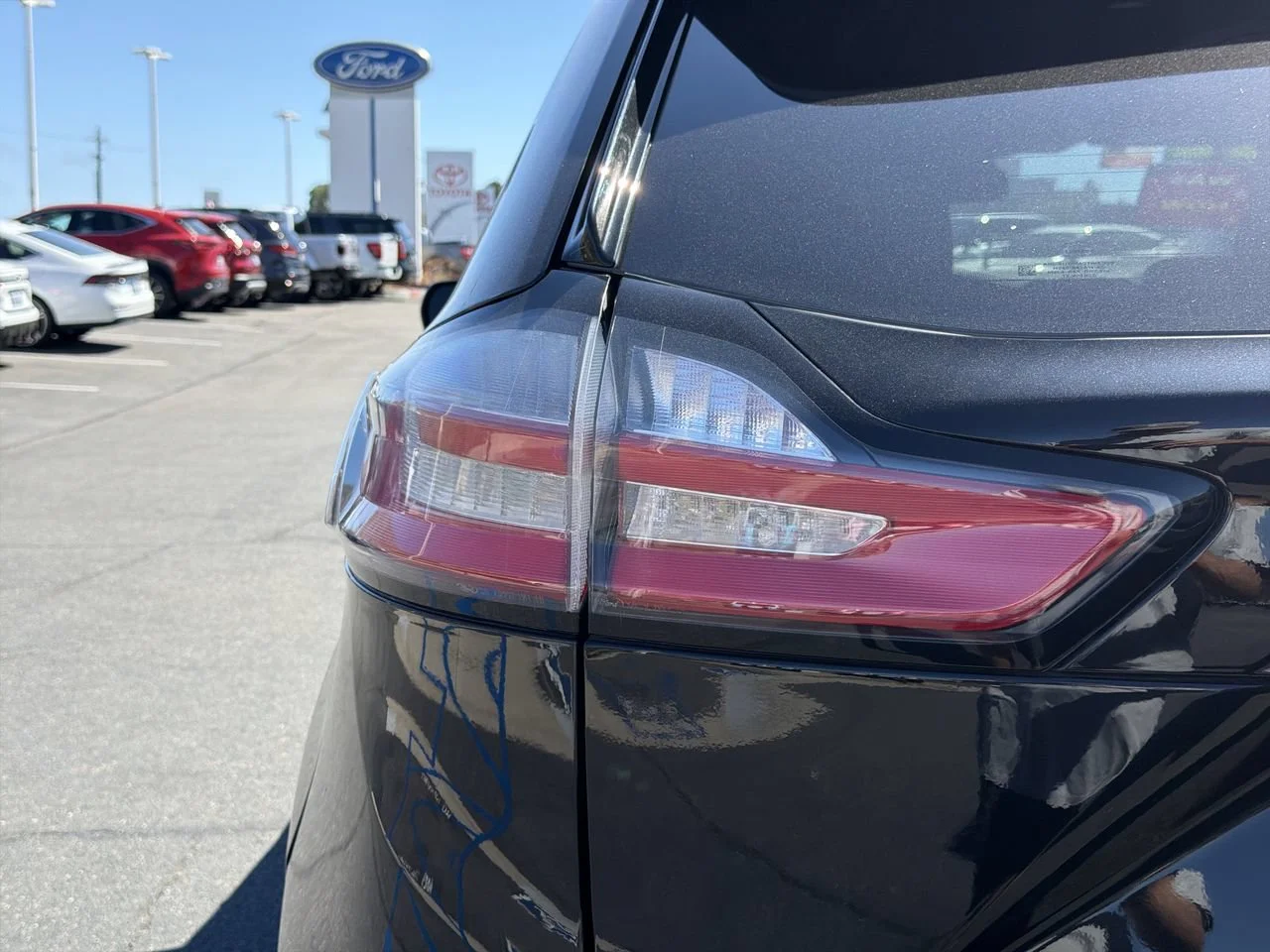 Used 2022 Black Ford ST-Line image 15
