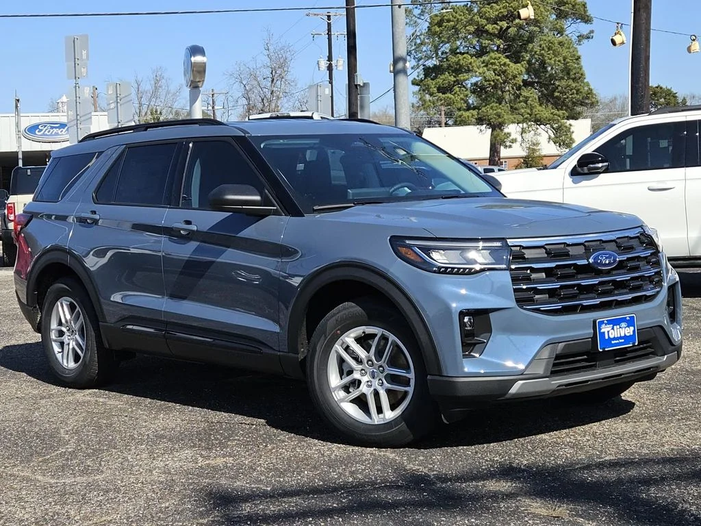 New 2026 Vapor Blue Metallic Ford Active image 2