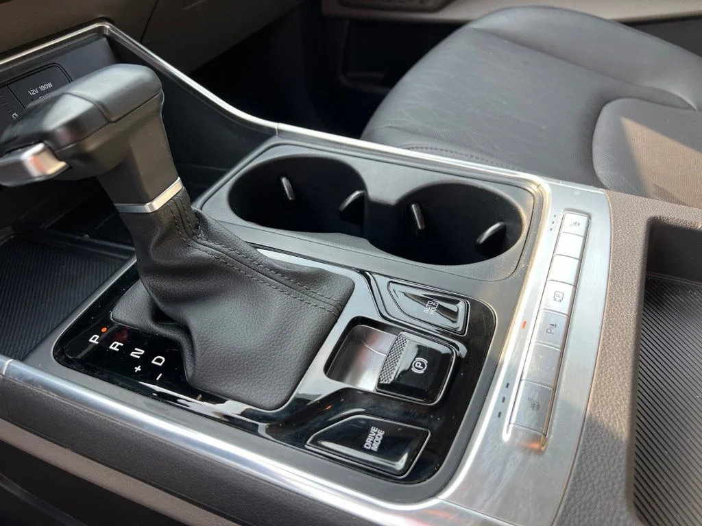 Used 2026 White Kia EX image 18