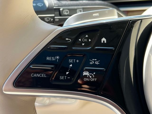 Certified Used 2025 Gray Mercedes-Benz Maybach GLS 600 image 24