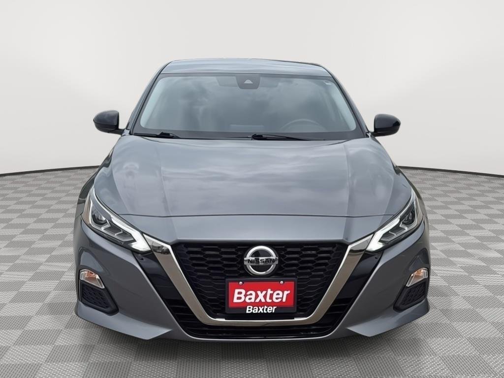 Used 2020 Gun Metallic Nissan 2.5 SR image 2