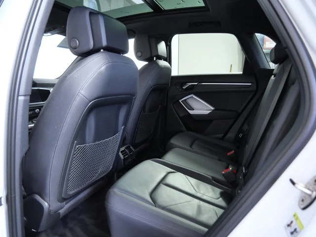 Used 2019  Audi 2.0T Premium image 13