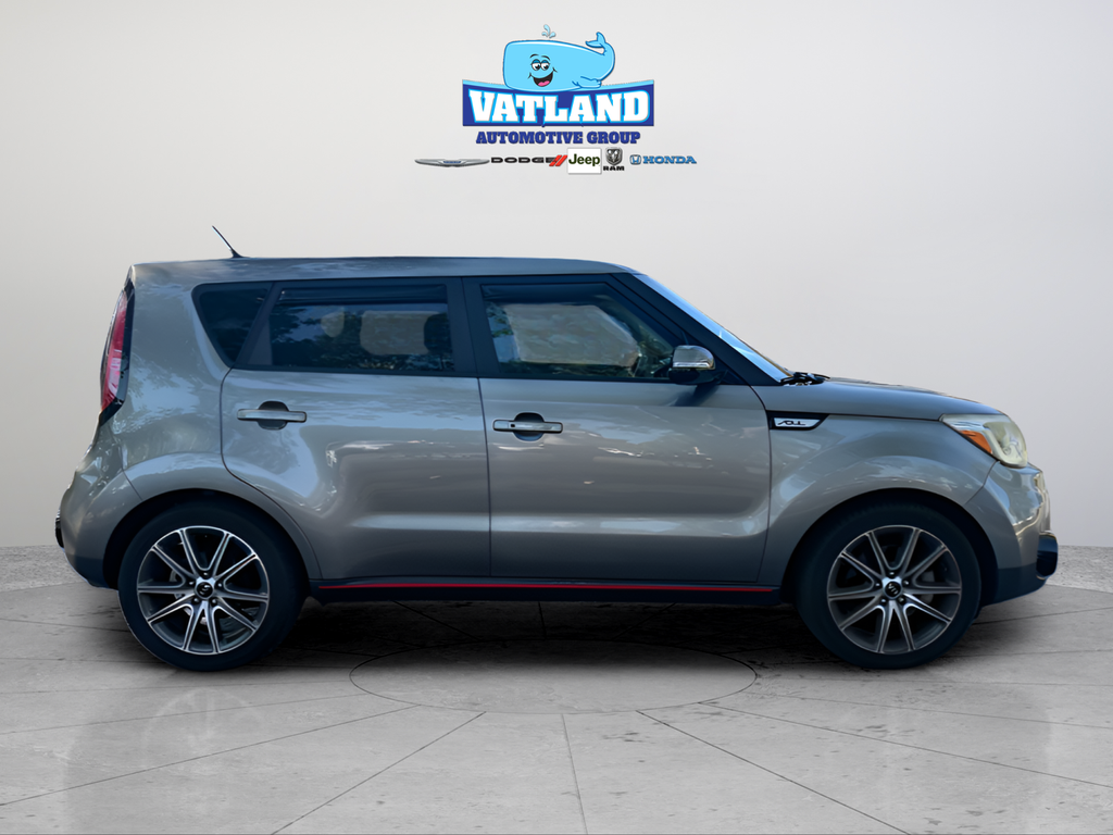 Used 2018 Gray Kia Exclaim image 6