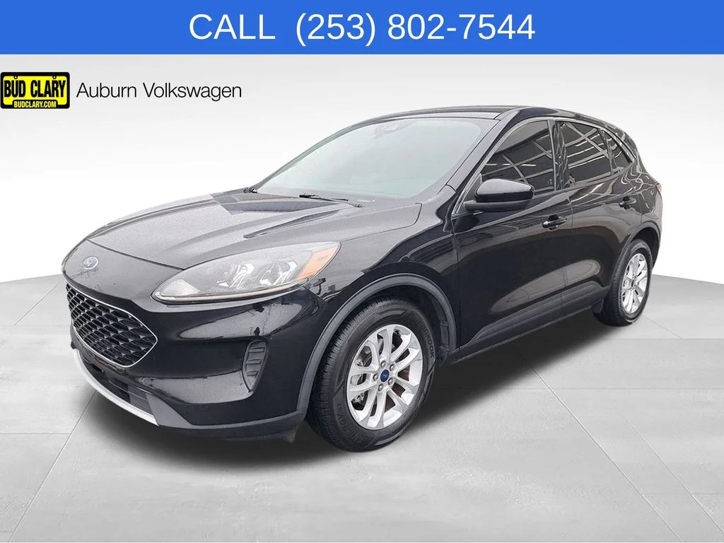 Used 2020 Black Ford SE image 1