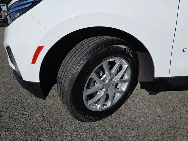 Used 2024 White Chevrolet LT image 33