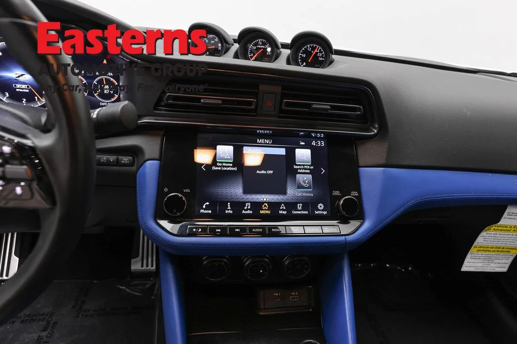 Used 2025 White Nissan Performance image 12