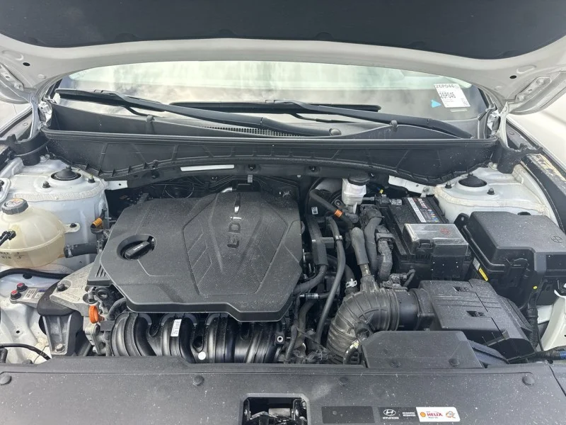 Used 2022 White Hyundai SEL image 14