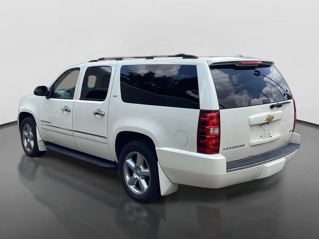 Used 2012 WHITE DIAMOND TRICOAT Chevrolet LTZ image 7
