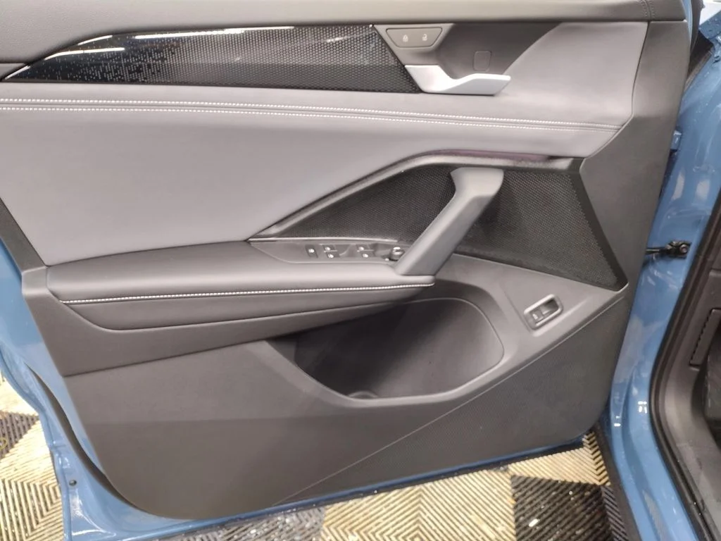 New 2026 Blue Volkswagen 2.0T SE image 20