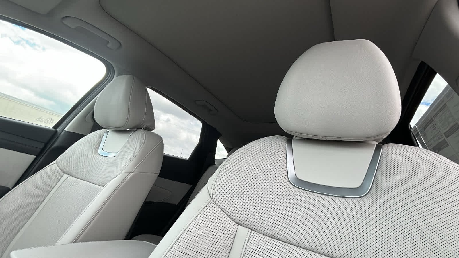 New 2026 Ecotronic Gray Matte Hyundai Limited AWD image 11