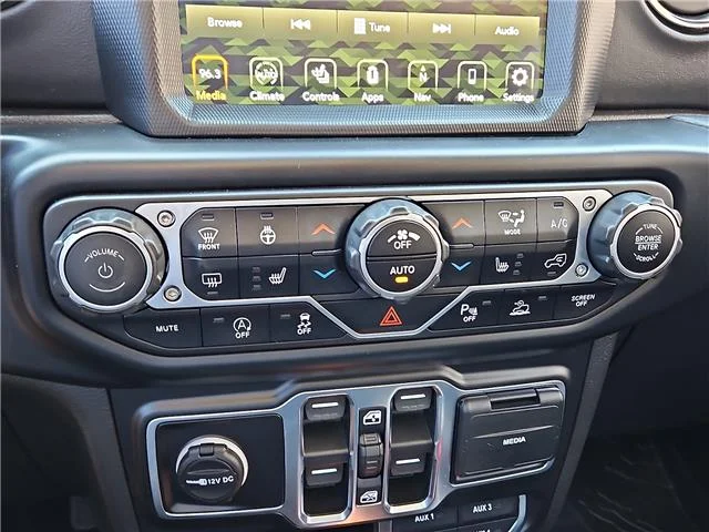 Used 2021 Black Jeep High Altitude 4x4 image 16