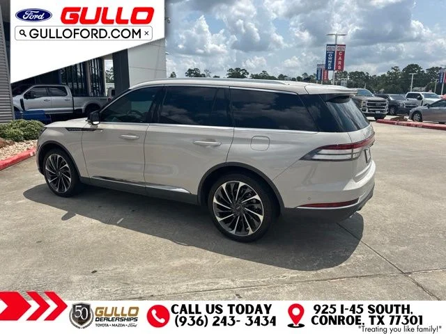 Used 2023 Pearl Metallic Lincoln Reserve image 5