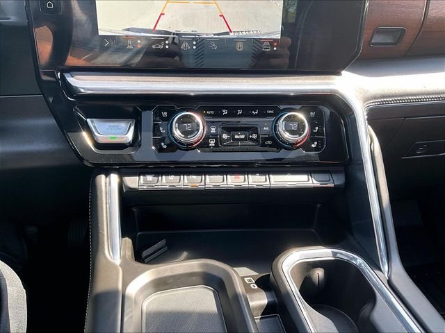 Used 2024 White GMC Denali Ultimate image 28