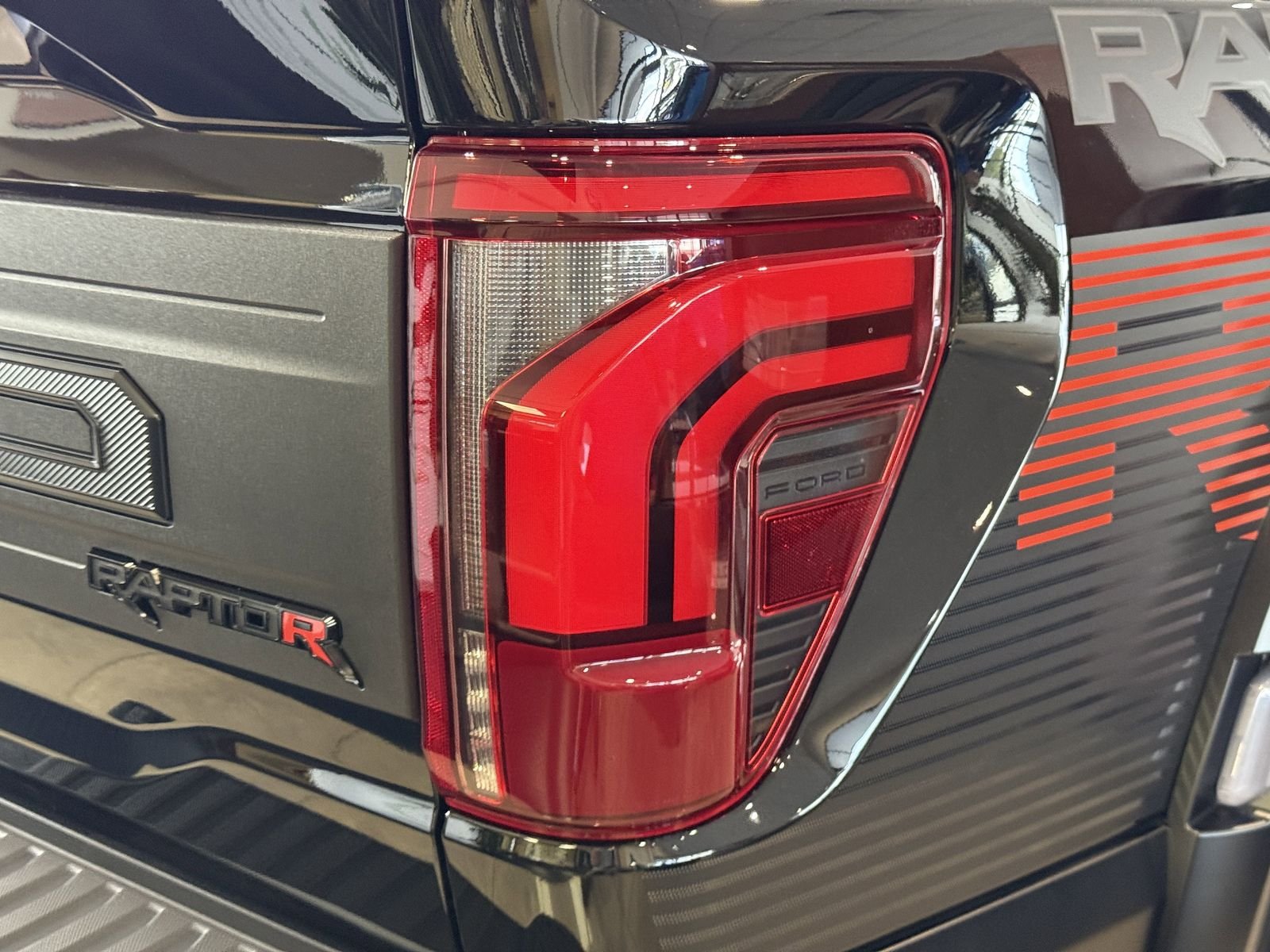 New 2026 Agate Black Metallic Ford Raptor image 9
