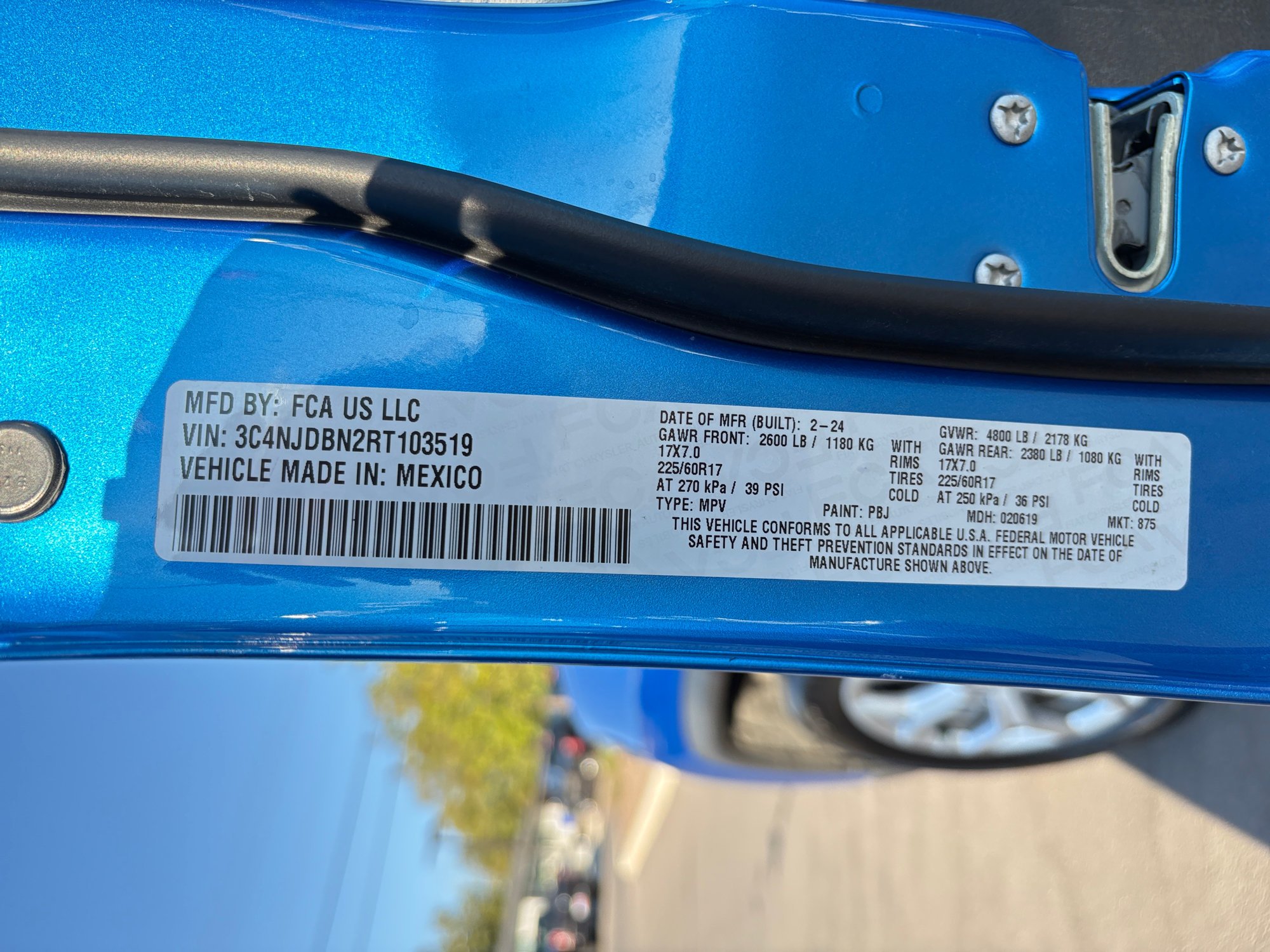 Used 2024 Hydro Blue Pearlcoat Jeep Latitude image 24