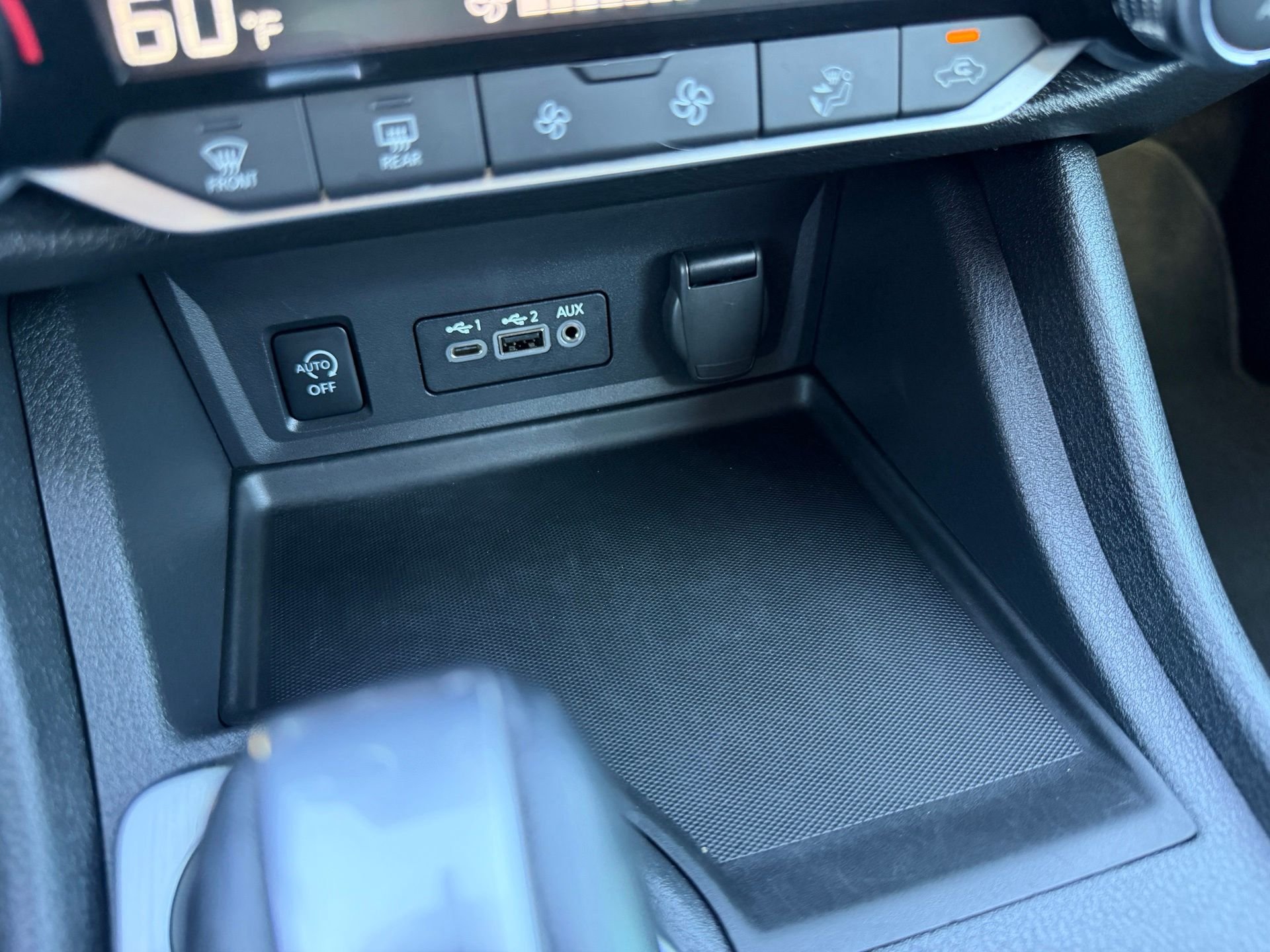 Used 2025 Gray Nissan SR image 28