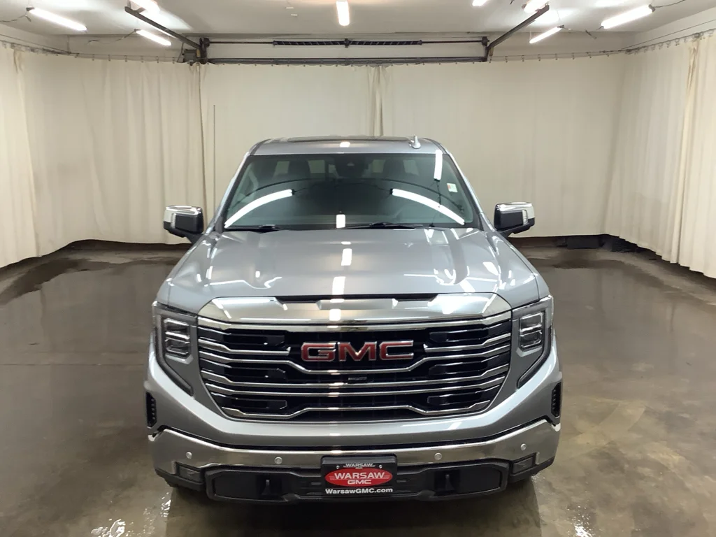 Used 2024 Sterling Metallic GMC SLT image 3