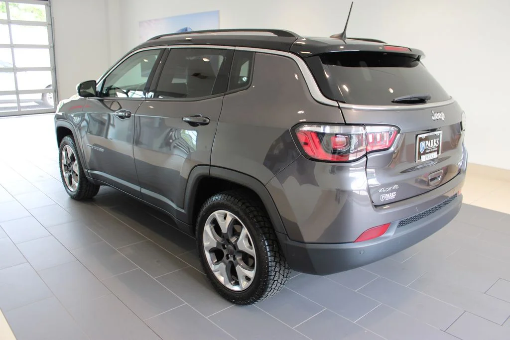 Used 2022 Gray Jeep Limited image 34