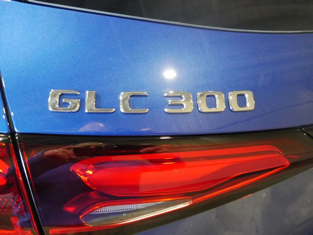 2026 Mercedes-Benz GLC Base - Photo 9