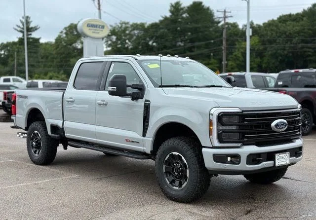 2026 Ford Super Duty F-250® Platinum®