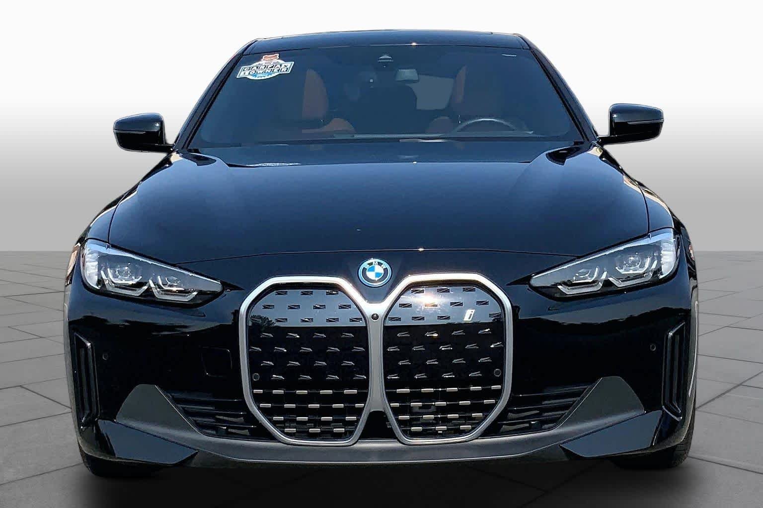 Used 2023 Jet Black BMW eDrive40 image 3
