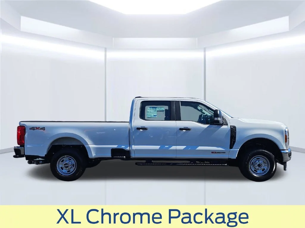 New 2027 Oxford White Ford F-250® XL image 22