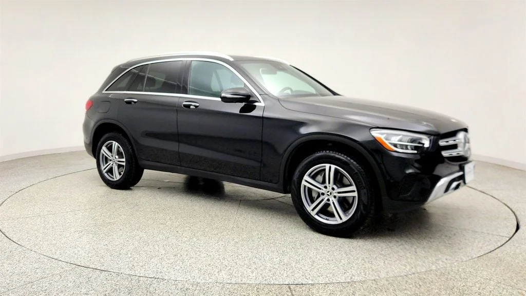 Used 2022 Black Mercedes-Benz GLC 300 SUV w/ Panorama Sunroof & Digital Instrument Cluster image 3