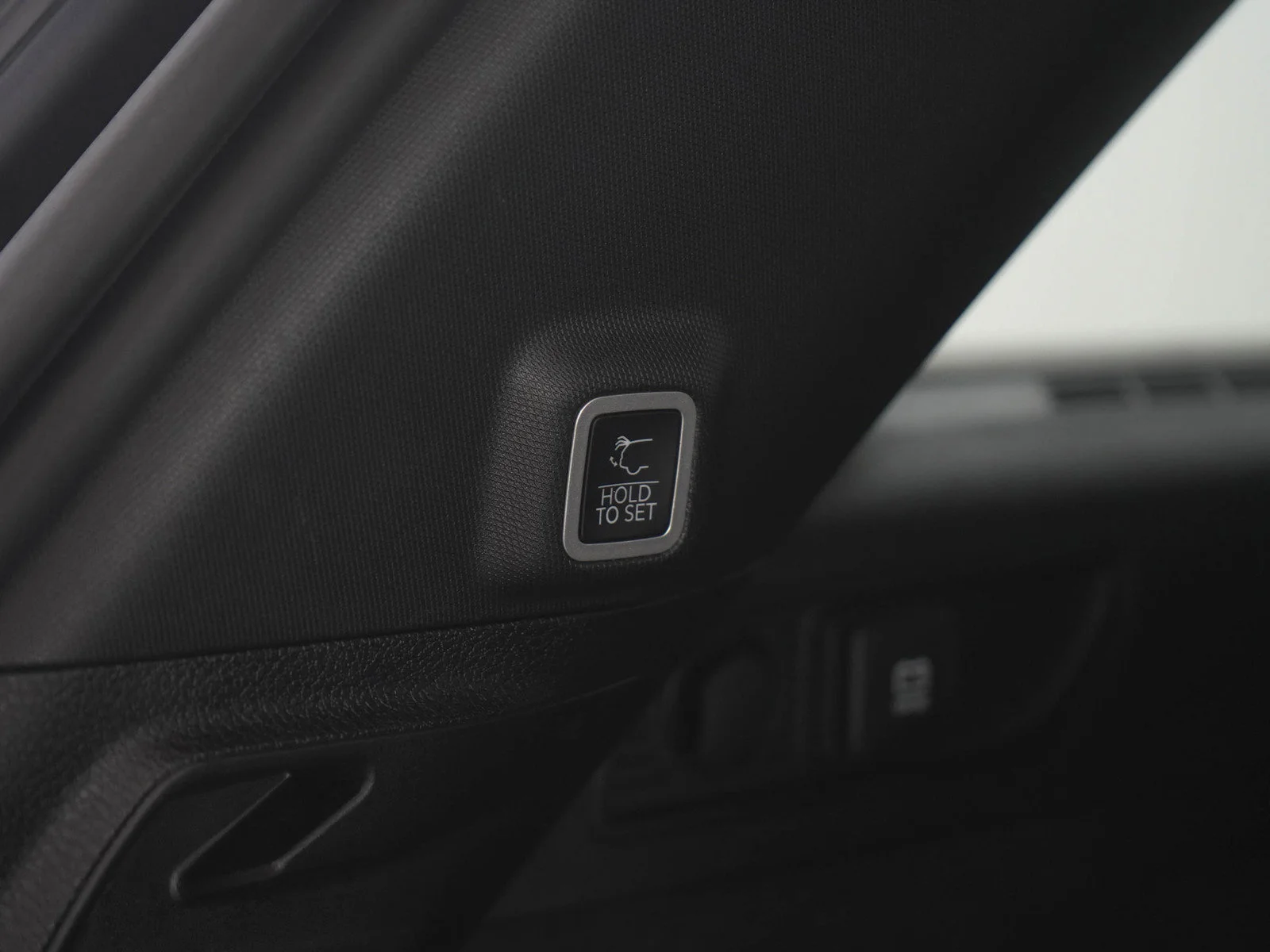 Used 2023 Diamond Black Crystal Pearlcoat Jeep Summit image 17