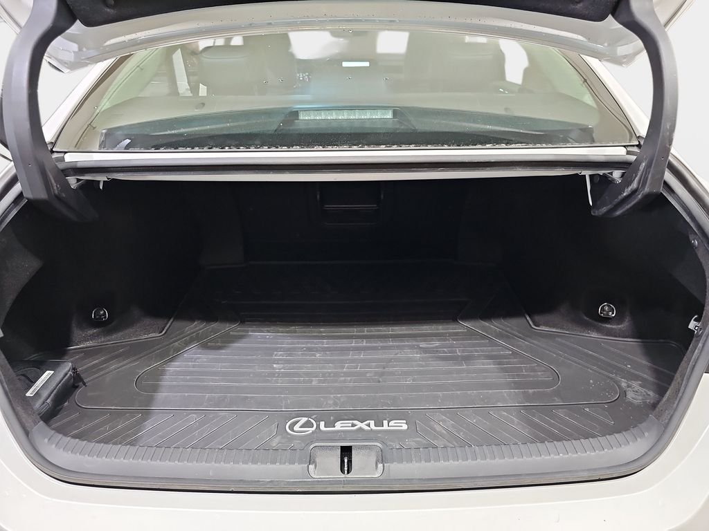 Used 2025 White Lexus 350 image 12