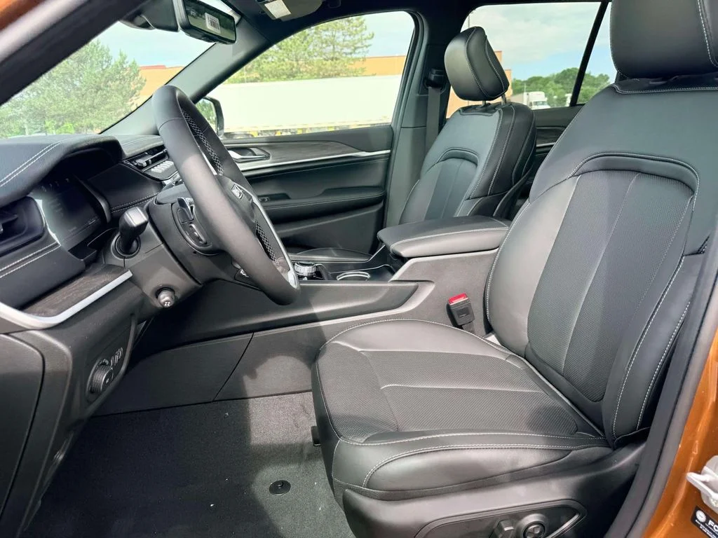 New 2026 Brown Jeep Limited Reserve image 16
