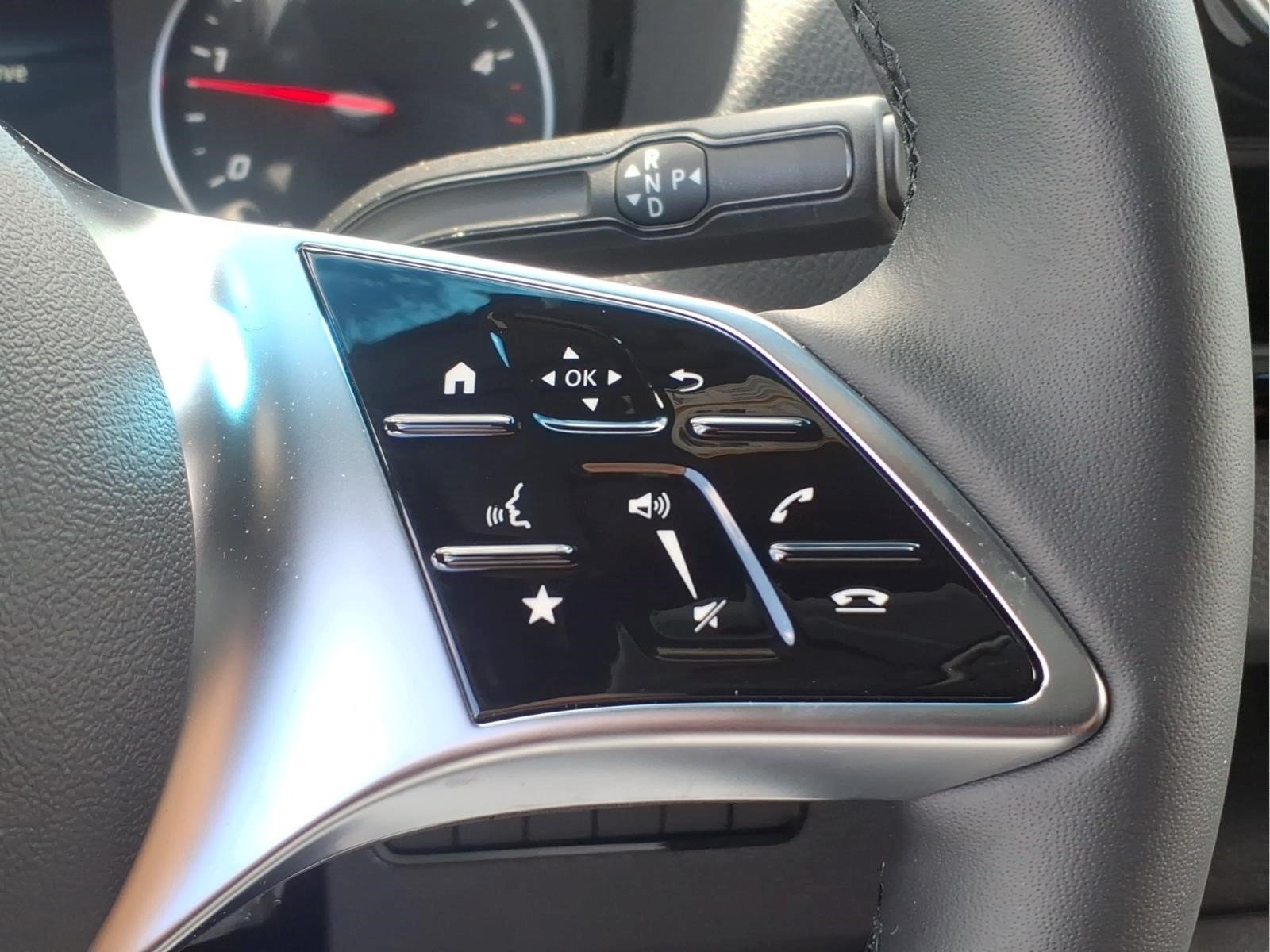 New 2026 high-tech silver metallic Mercedes-Benz  image 28