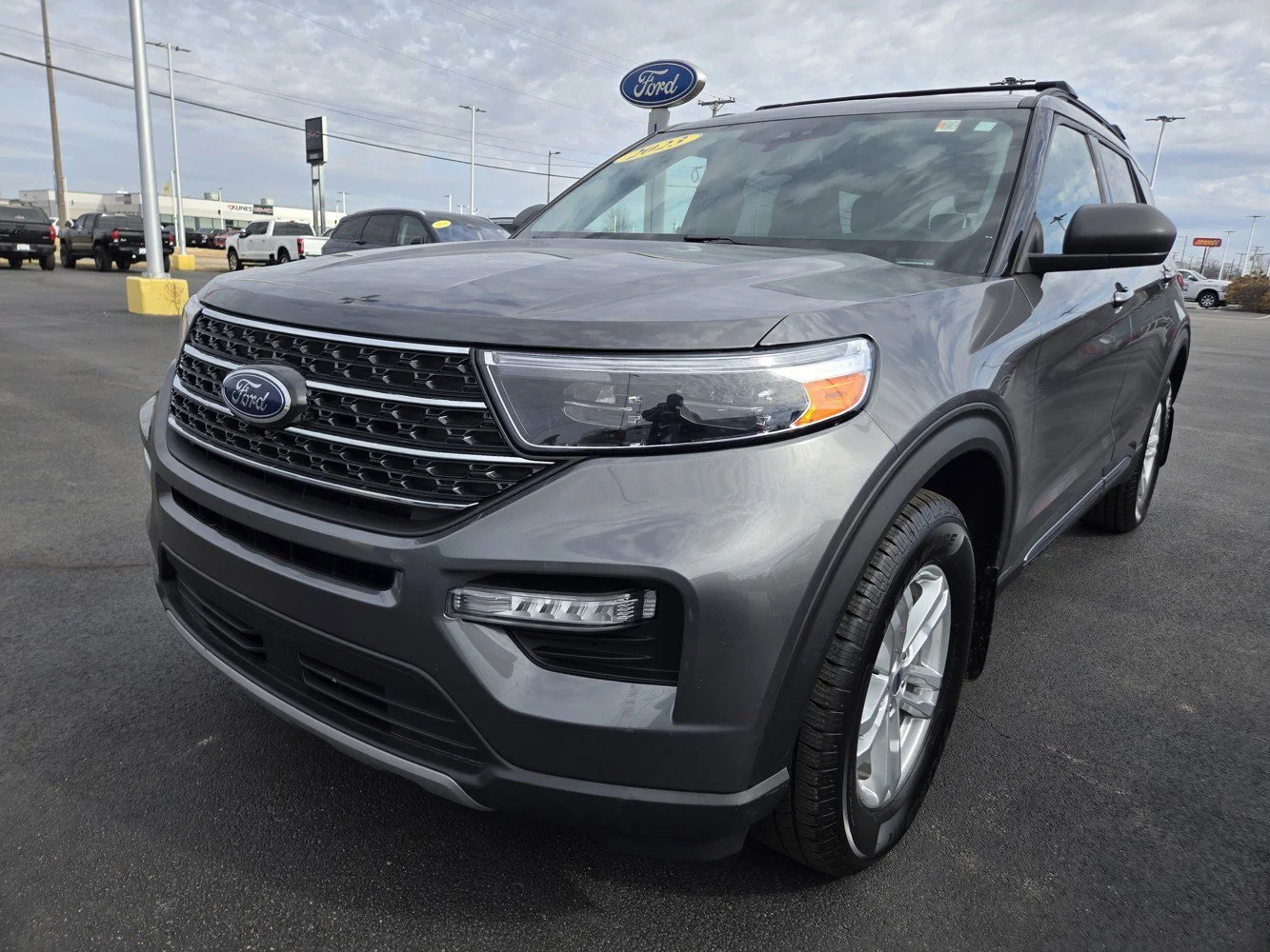 Used 2023  Ford XLT image 4