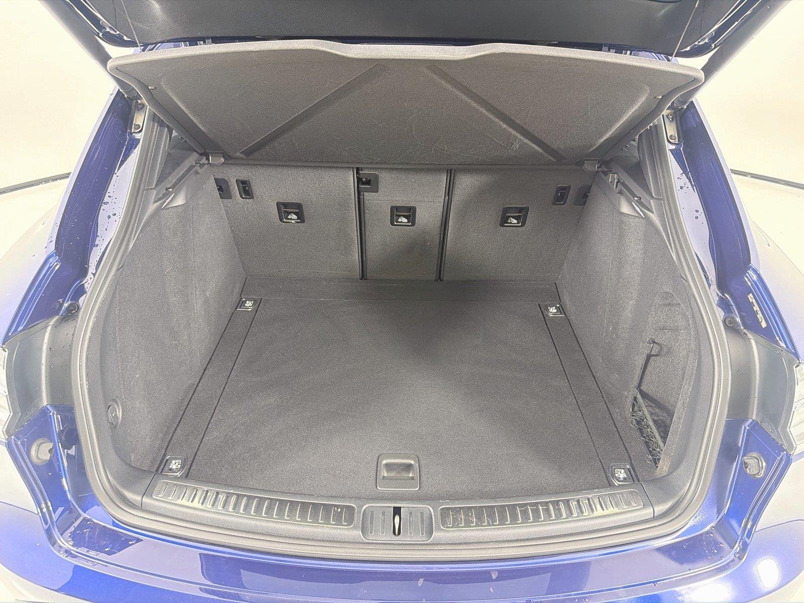 Used 2023 Gentian Blue Metallic Porsche S image 25