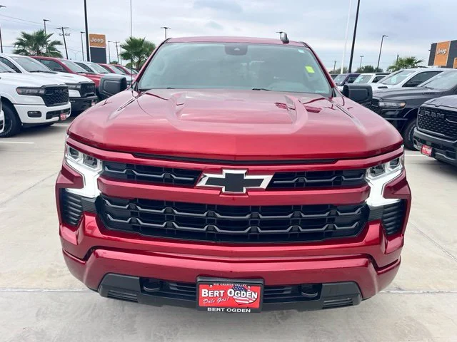 Used 2025 Red Chevrolet RST image 2