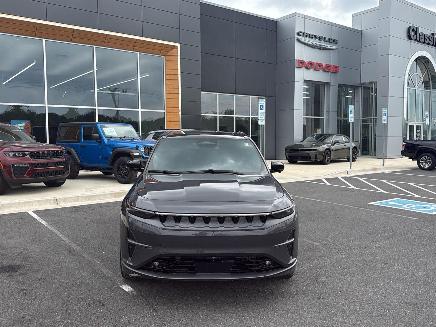 Used 2024 Baltic Gray Metallic Clearcoat Jeep Launch Edition image 3