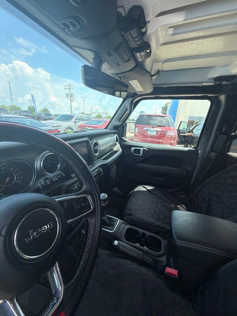 Used 2021 Sting-Gray Clearcoat Jeep Unlimited Sahara image 32