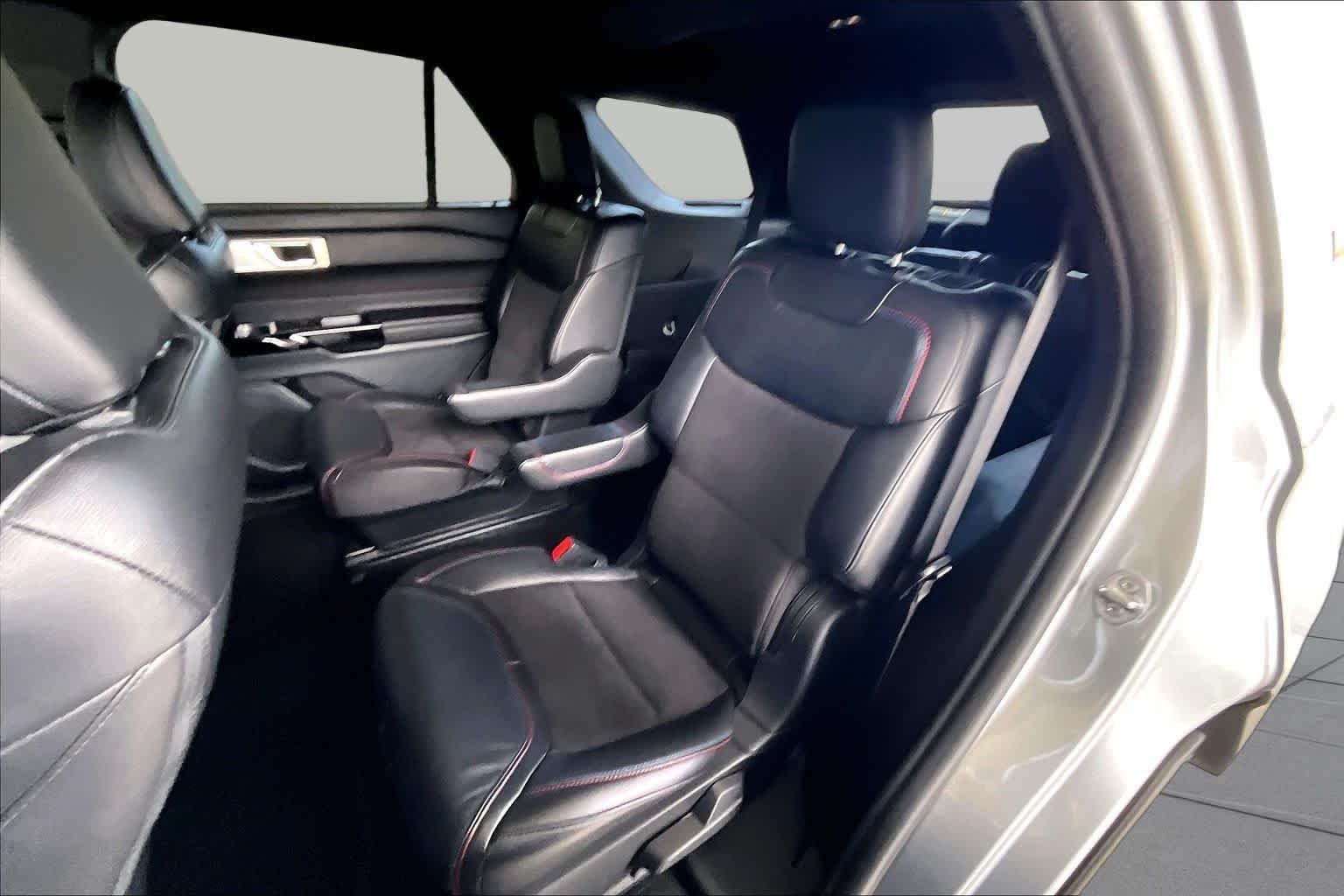 Used 2023 Iconic Silver Ford ST image 21