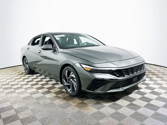 New 2026 Hyundai ELANTRA Limited