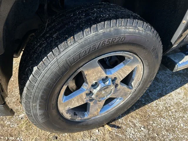 Used 2011 Black GMC Denali image 13